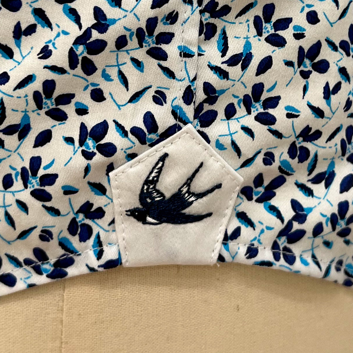 chemise-imprimee-feuille-bleue 2