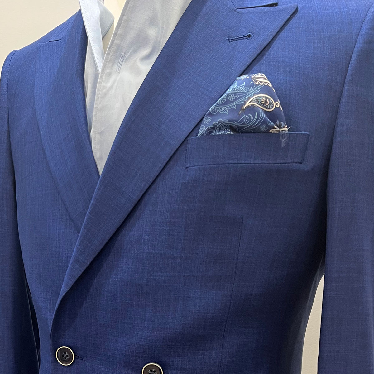 costume-bleu-ariston 1