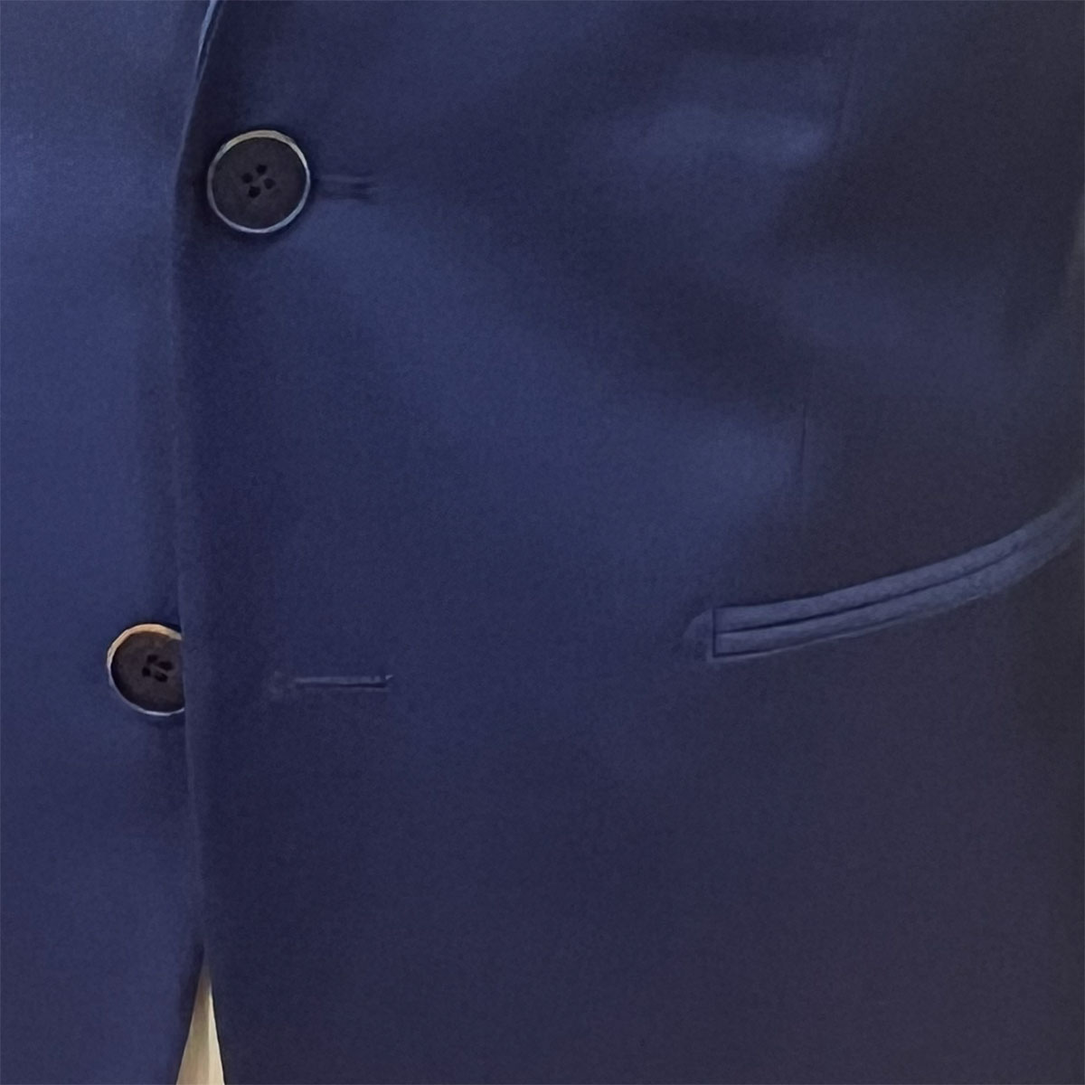 costume-bleu-epaulettes-loro-piana 4