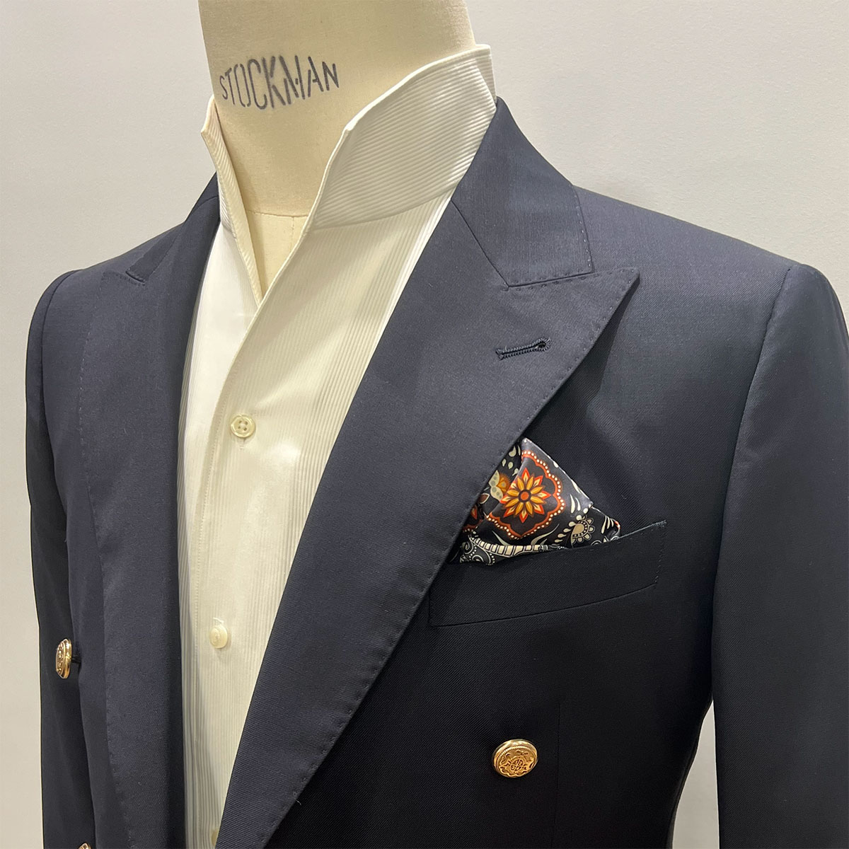 costume-croise-bleu 1