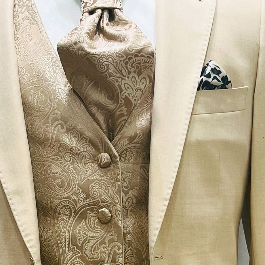 costume-fil-a-fil-creme 2