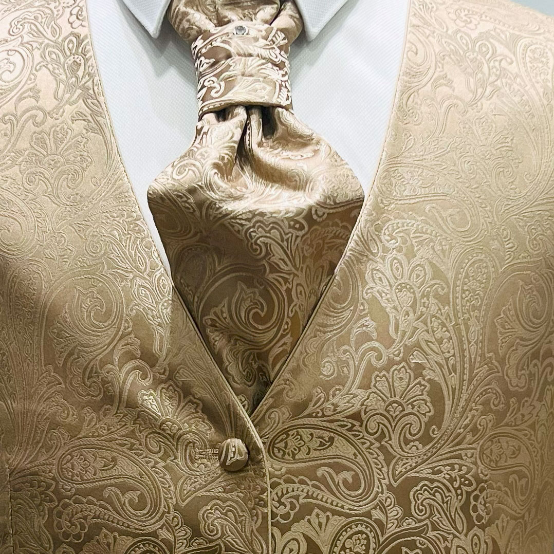 costume-fil-a-fil-creme 3