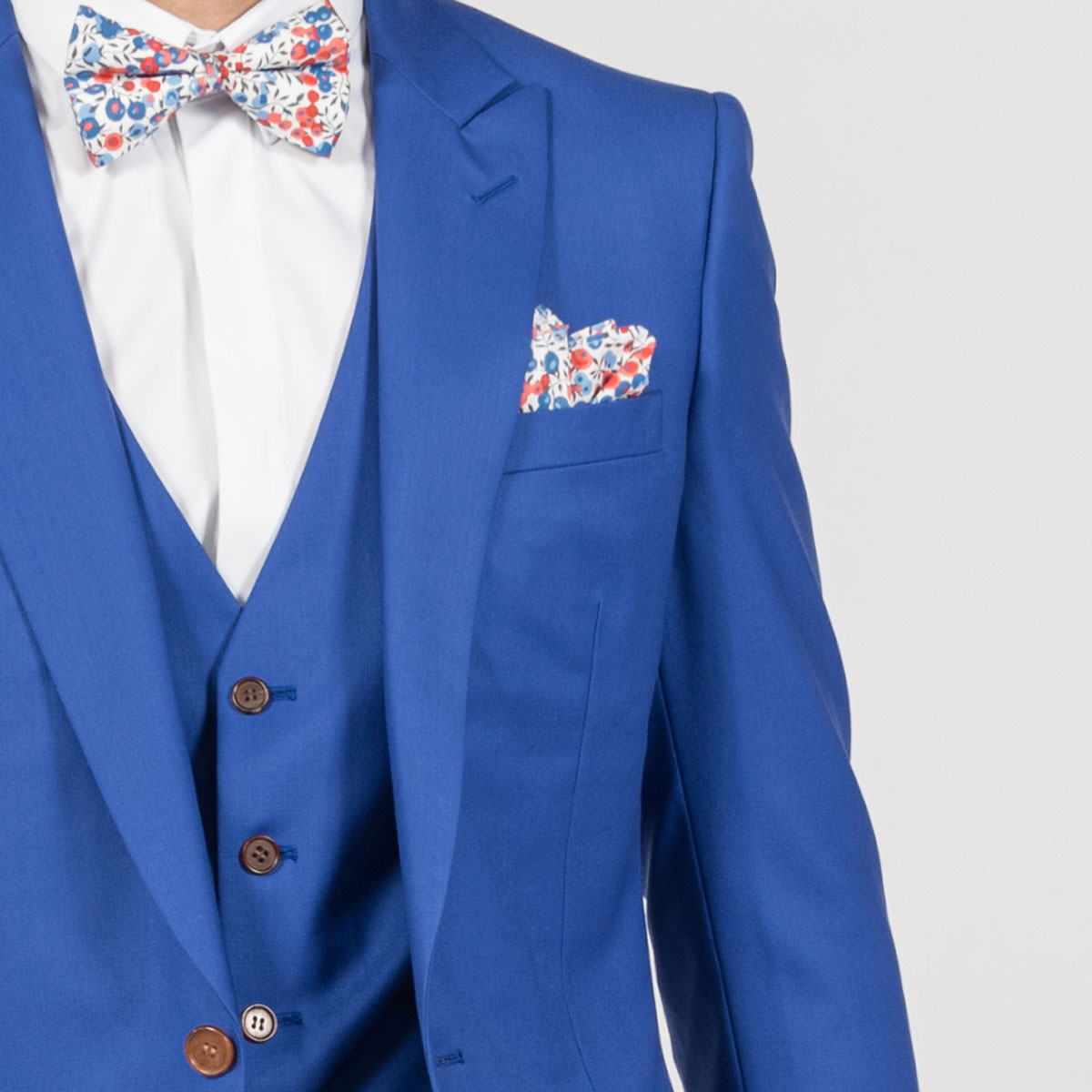 costume-mariage-bleu 2