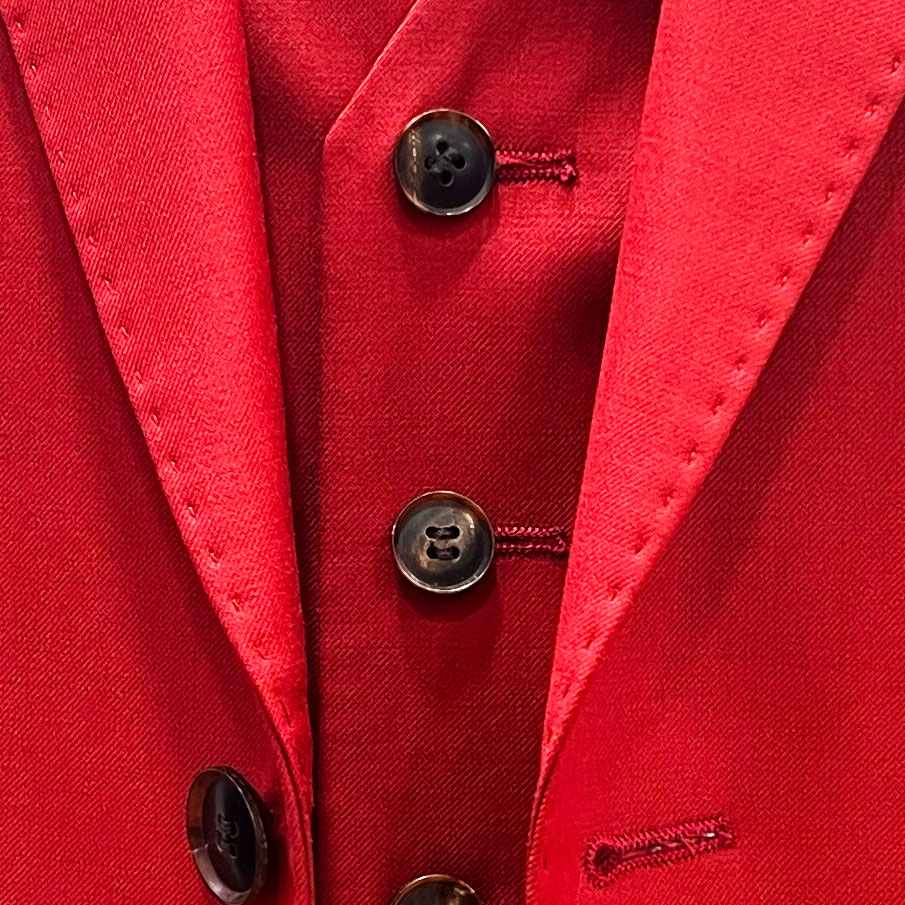 costume-sur-mesure-rouge 3