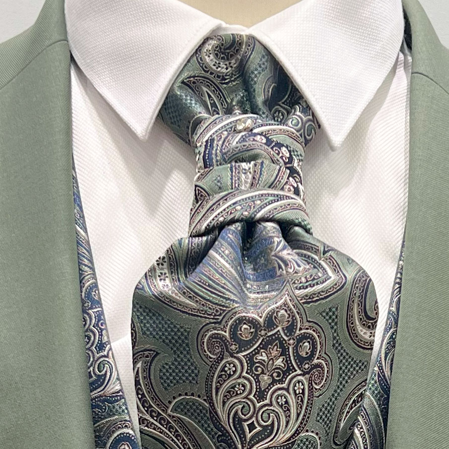 costume-sur-mesure-vert-olive 1