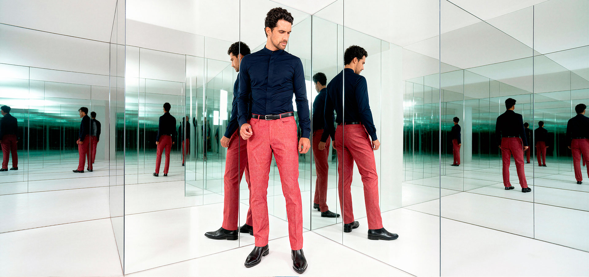 Pantalon denim rouge